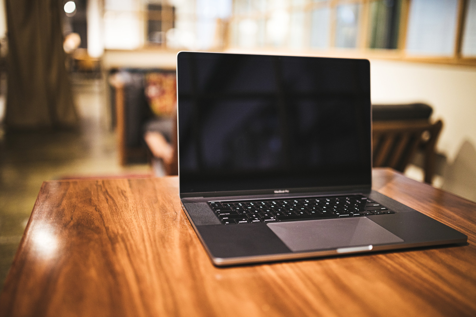 Apple MacBook Air Retina, 13-inch, 2018 を選んだ経緯